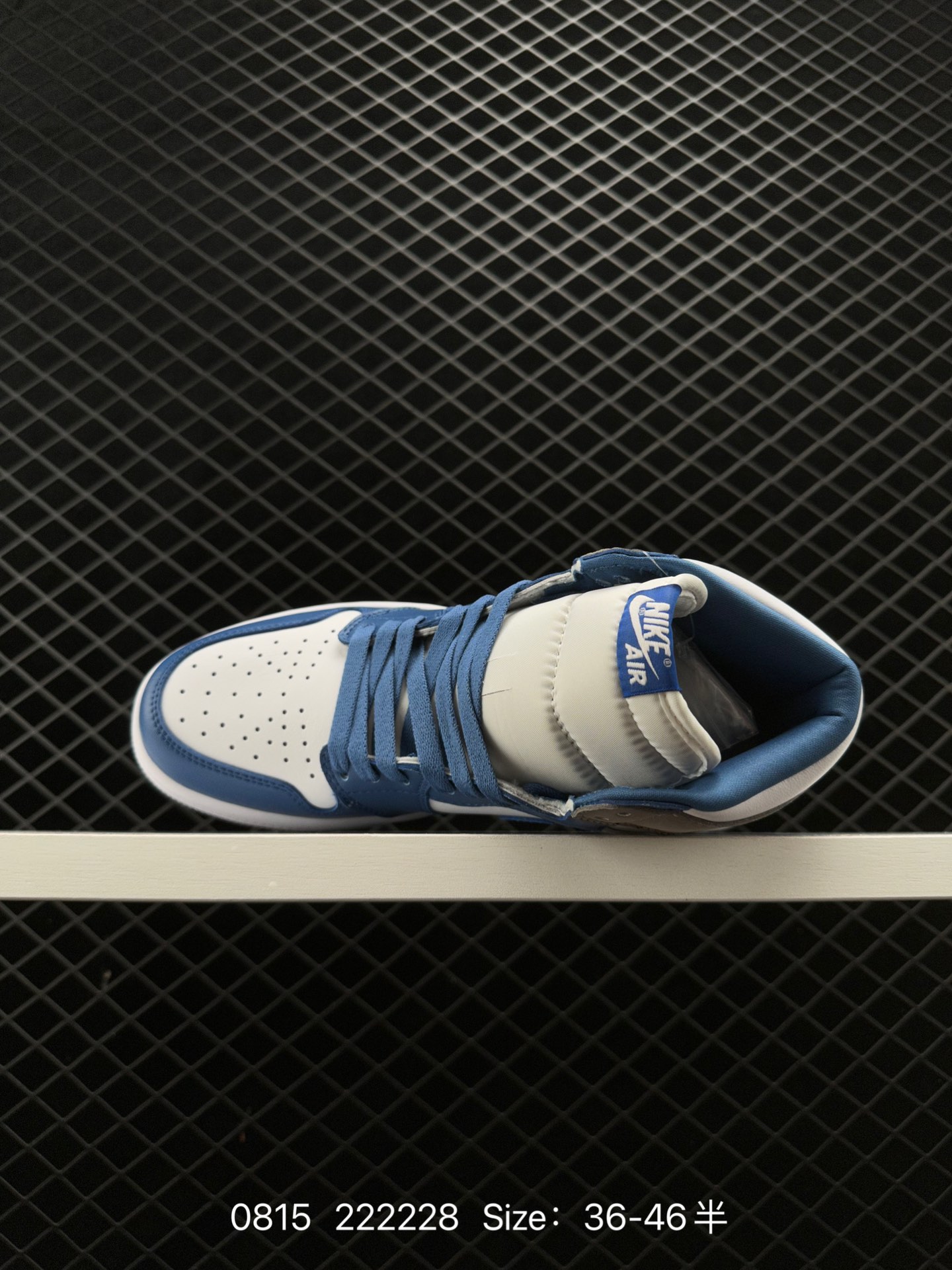 Nike Air Jordan 1 Retro High OG”Black/White“